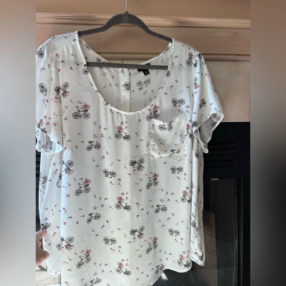 White Bicycle Print Blouse - Picture 1 of 7